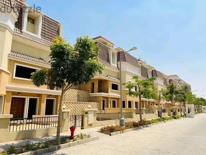 For sale, a luxury villa in Sarai Compound, New Cairo, with a convenient installment plan with a 10% down payment and payment facilities over 8 years. 1