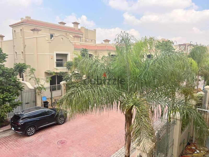 Townhouse for sale in El Patio 5 East Compound, immediate receipt, and a distinctive view 7