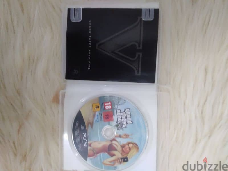 ٣ أسطوانات PS3 استعمال خفيف جدا 2