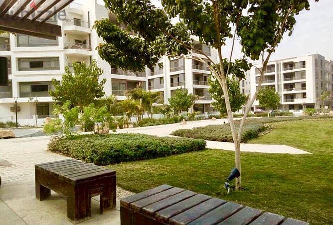 Apartment 115 m for sale in Taj City Compound, First Settlement, next to Madinaty, in front of Cairo International Airport, 70% discount installments 28