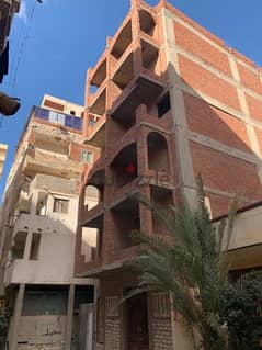 عمارة سكنية مكونه من ١٢ شقة - البيطاش - العجمي