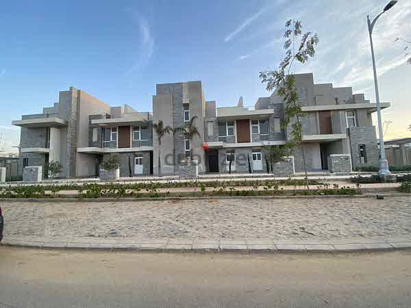 Villa Town house for Sale Ready to Move Fully Finished  open view  Al Maqsed New Capital 7