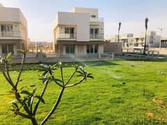 townhouse Modern corner in Al Maqsad Compound the capital on the club house ready to move 0