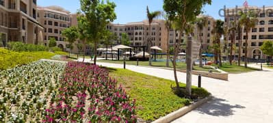 fancy furnished apartment 157m for rent in 90 avenue compound - in front of the auc شقة مفروشة للايجار اول سكن بكمبوند ناينتي افينيو