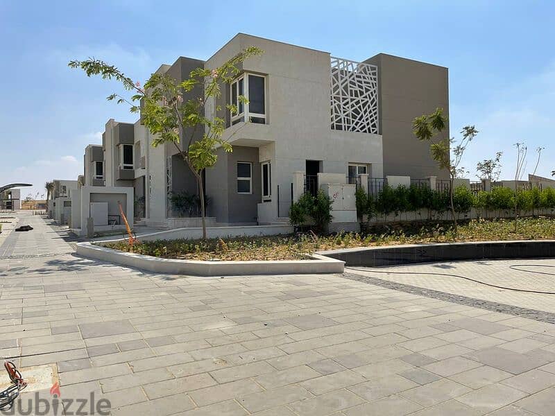 Townhouse with the Lowest Down Payment and Installments in Badya Palm Hills with Penthouse and Open Roof 9