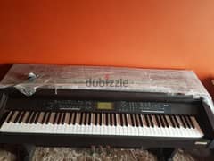 DRM -8802 digital piano