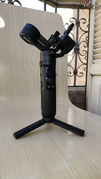 Zhiyun Crane m2 5