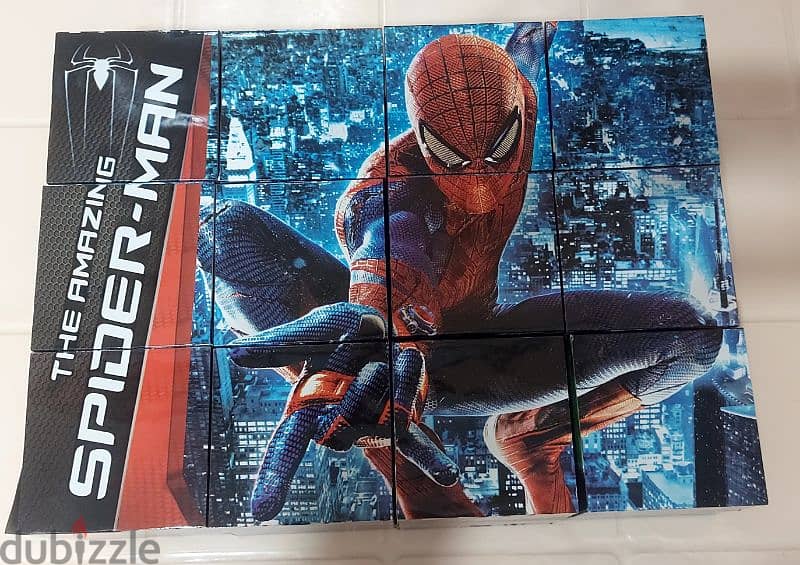 مكعبات Spiderman 4