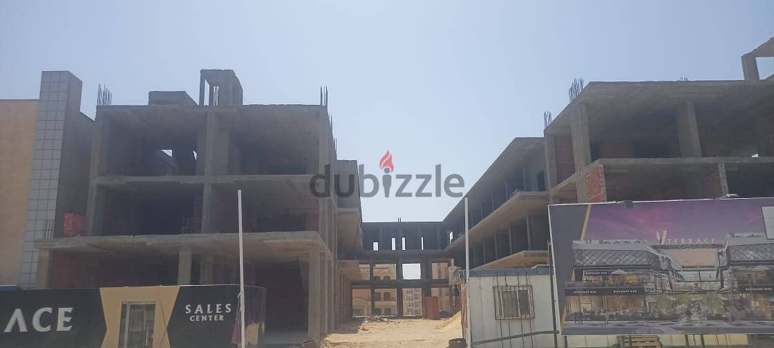 Shop for sale in Fifth Settlement in front of the American University, 105m, delivery at the end of the year, installments up to 6 years 3