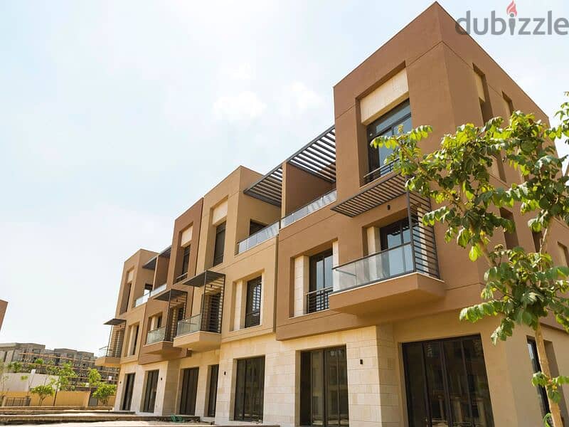 Townhouse 258m for Sale at District 5 Marakez under market price with installments  ديستريكت 5 مراكز 7