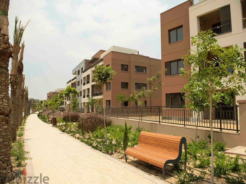Townhouse 258m for Sale at District 5 Marakez under market price with installments  ديستريكت 5 مراكز 9