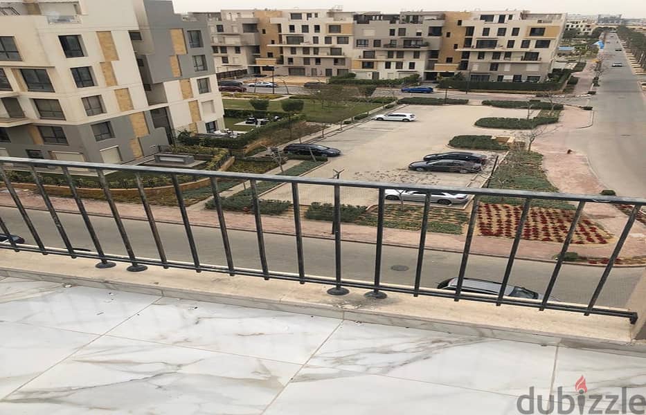 For Rent Studio With Roof In Eastown - New Cairo 3