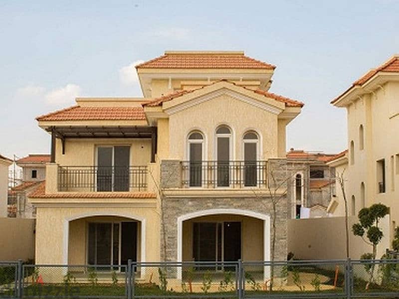 townhouse Modern corner in Al Maqsad Compound the capital on the club house ready to move 2