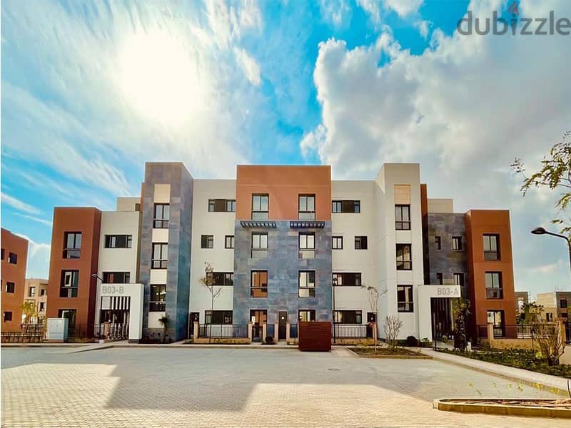 Apartment 201m for Sale at District 5 Marakez Delivery 9/2025 Semi finished  ديستريكت 5 مراكز 1