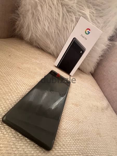 Google Pixel 6a waterproof- رسمي 1