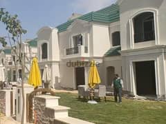 Villa with private roof for sale at an attractive price with a sea view in installments in Mostakbal City