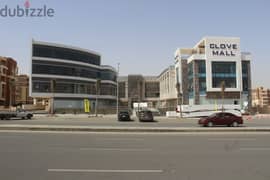 clove mall el koronfel new cairo مكتب للبيع 74 متر استلام فوري على البلازا بمنطقة دار مصر القرنفل التجمع الخامس