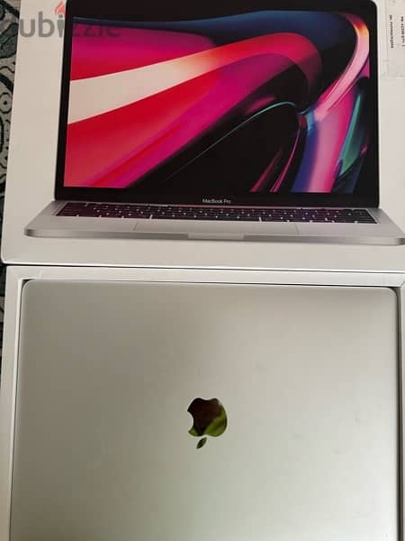 apple macbook pro m1 2021 2