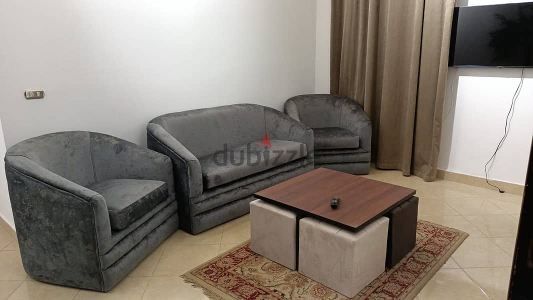 Fully-finished apartment 250 m. for rent in prime location Al Narges 5