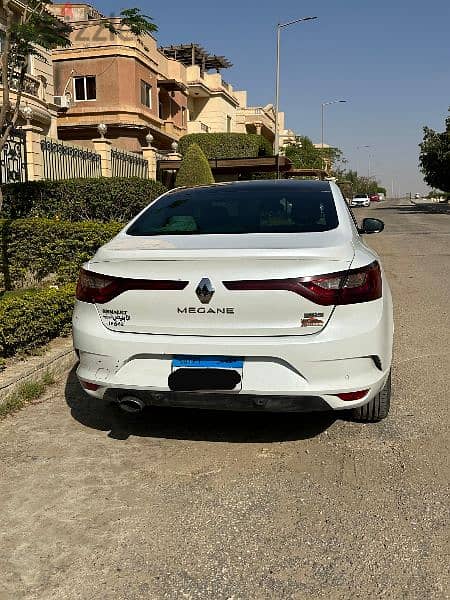 Renault Megane 2018 turbo 1
