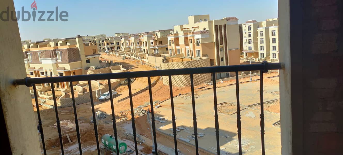 A very special penthouse, 189 sqm + Open Roof, area 31 sqm, for sale in Sarai Compound, near Mostaqbal City, installments over 8 years 10