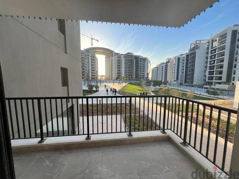 Apartment for sale fully finished with ac's view landscape with instalment 5