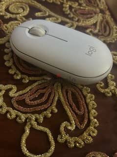 Logitec pebble wireless mouse m350