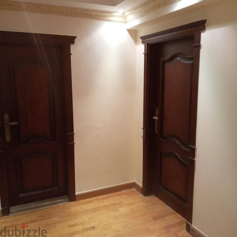 For Rent Villa Semi Furnished in Compound Grand Residence 11