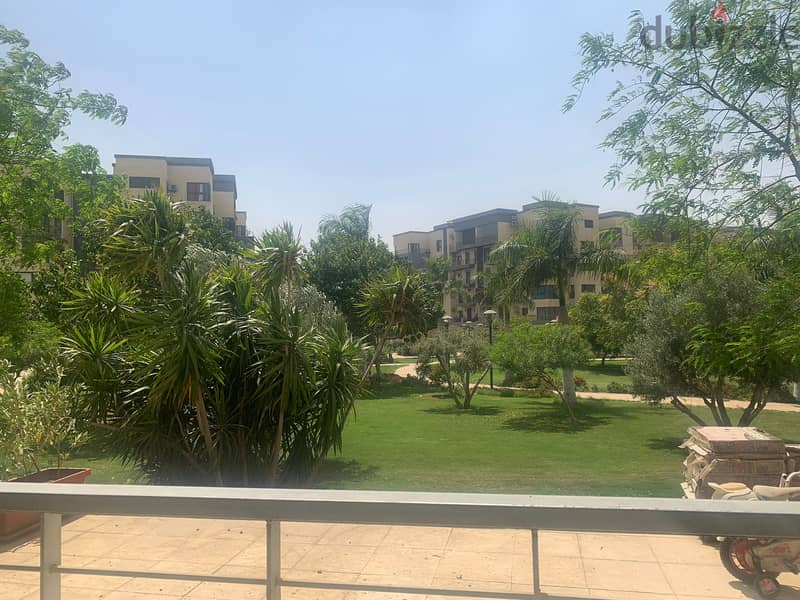 Ready to move to Apartment 148m Ground Floor with Terrace 45m Resale and Wonderful Division From the Interior A distinctive location in Madinaty 3