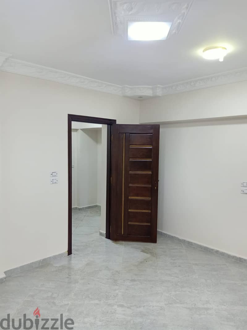 An independent villa suitable for an office for rent, 1000 m, next to Merryland Park, in the most prestigious places in Heliopolis 7