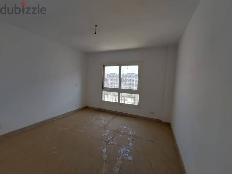 Apartment for Rent in Madinaty, 160 sqm, Garden View, B12, First Occupancy 4