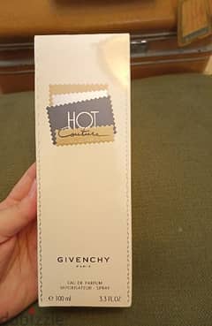 Hot Couture Givenchy sealed