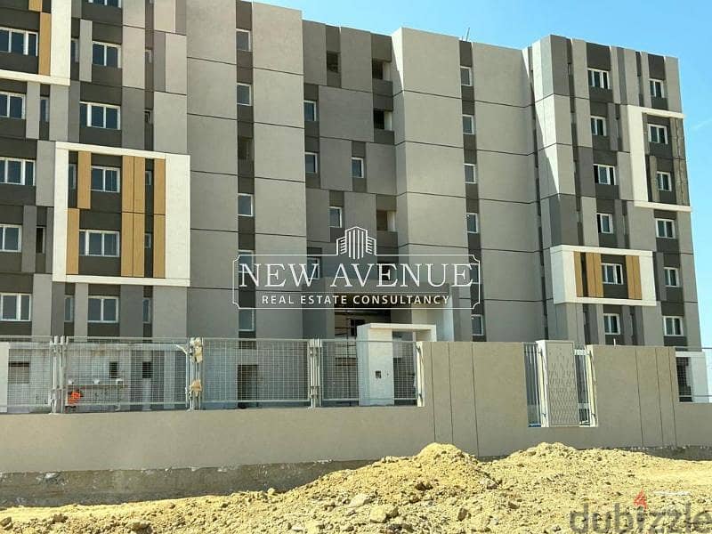 Corner apartment in haptown with installments 5