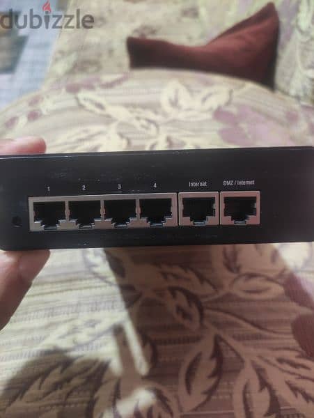 Cisco VPN ROUTER RV042 1