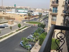 للايجار شقة 119م  بمدينة الرحاب 2 المرحلة السابعة تشطيبات خاصة بالكامل يوجد اسانسير