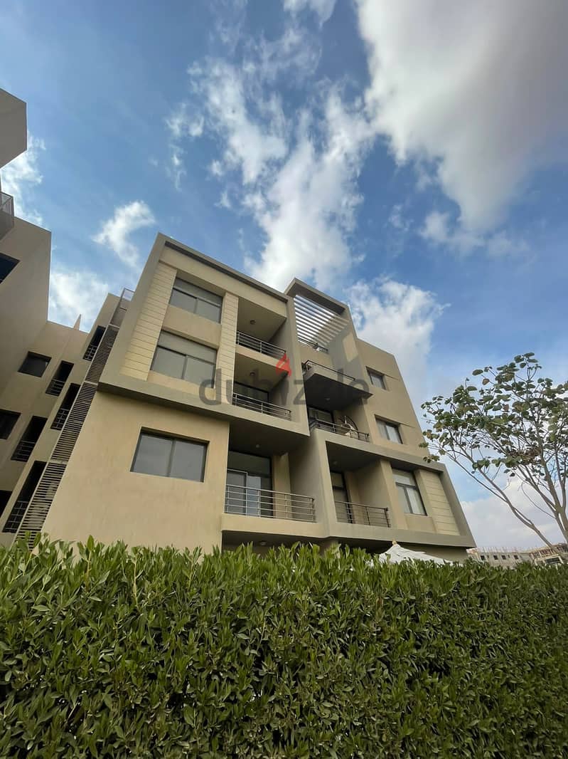 Apartment 155 meters in garden for sale, immediate delivery, fully finished, Fifth Square Al Marasem compound, the heart of the Fifth Settlement 37