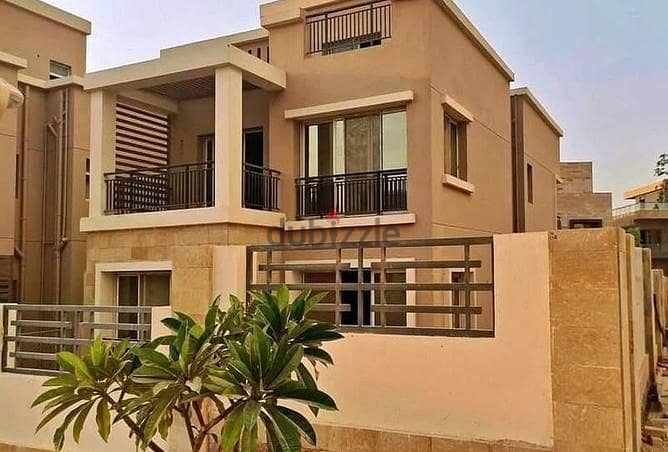 Standalone Villa 240m for sale in Taj City New Cairo with 8 years installments فيلا مستقلة في تاج سيتي التجمع الخامس 4