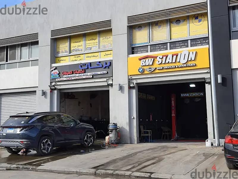 A distinctive car service center for rent, 152 square meters, in the Craft Zone city 1