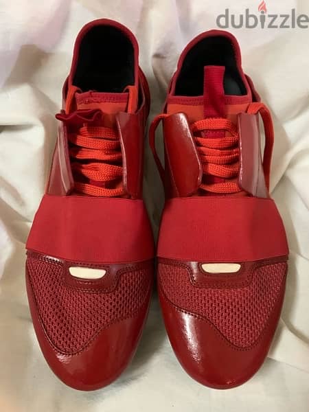 Authentic balenciaga race runner  size 42 ( 27.5 CM ) fits 43 16