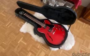 Gibson Es 335 cherry satin perfect condition new