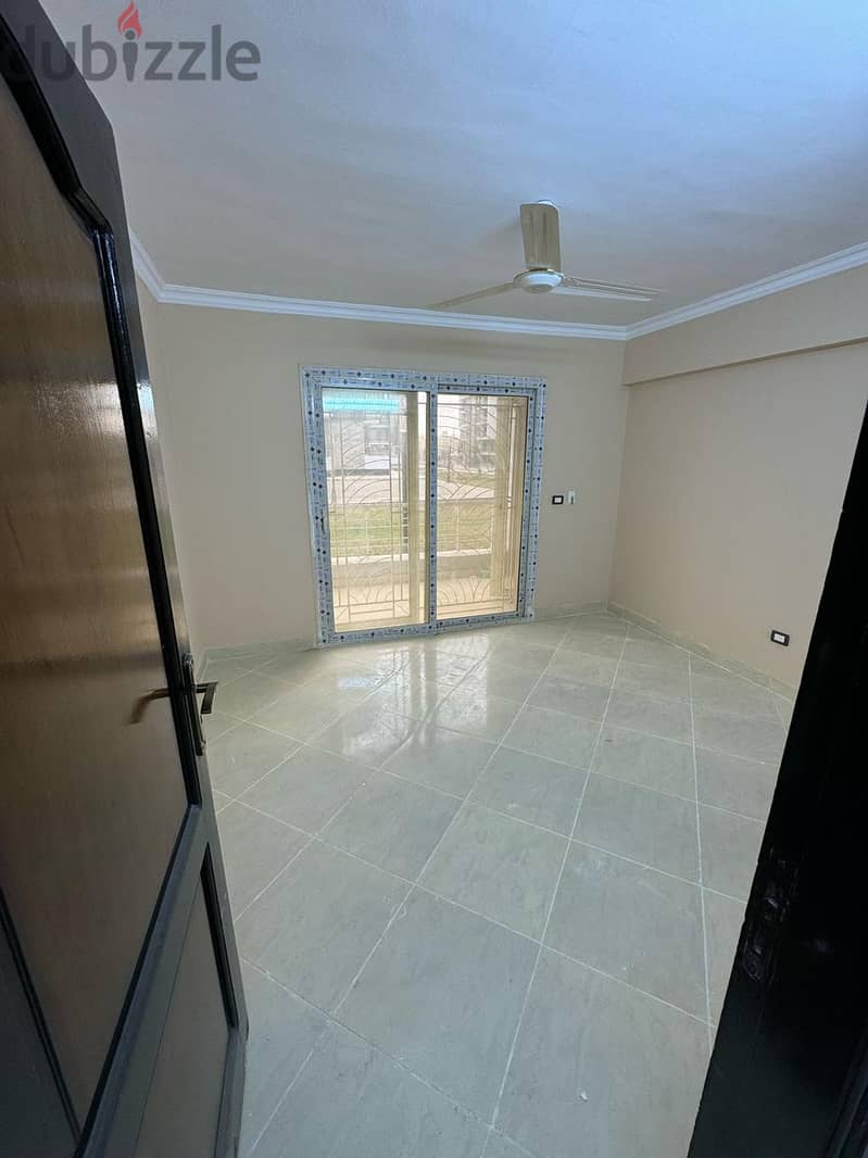 Apartment for sale in Dar Misr Al-Andalus Compound, near the 90th and from Gate 1, Hyde Park First residence View Garden 5