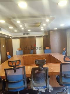 مكتب مفروش 300 م للايجار بمدينة نصر علي شارع رئيسي