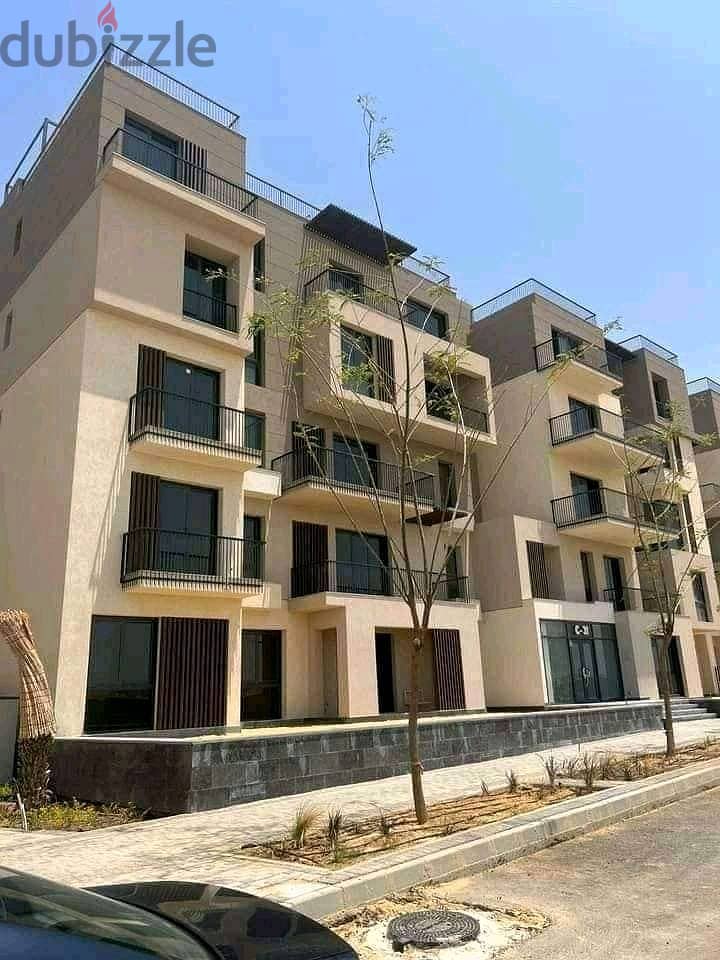 Fully finished apartment at a very special price in Sodic East, Shorouk 4