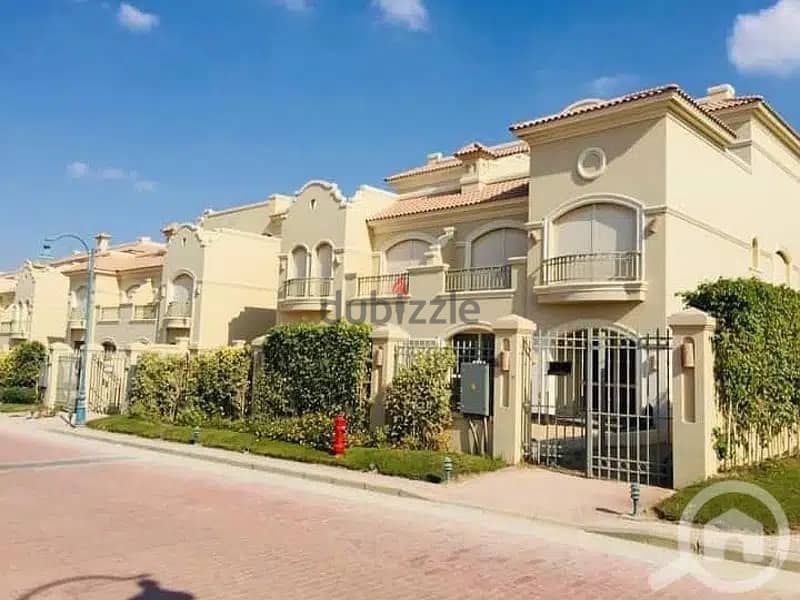 Immediately receive a villa in the heart of Shorouk  El Patio Prime is a residential project presented by La Vista Real Estate Development  View of th 1