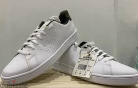sneakers adidas with tags size 42