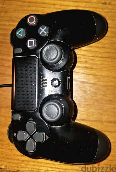 USED PS4 Fat 500 GB + 1  PRO Controller + 7 CD GAMES + NEW HEADSET 6