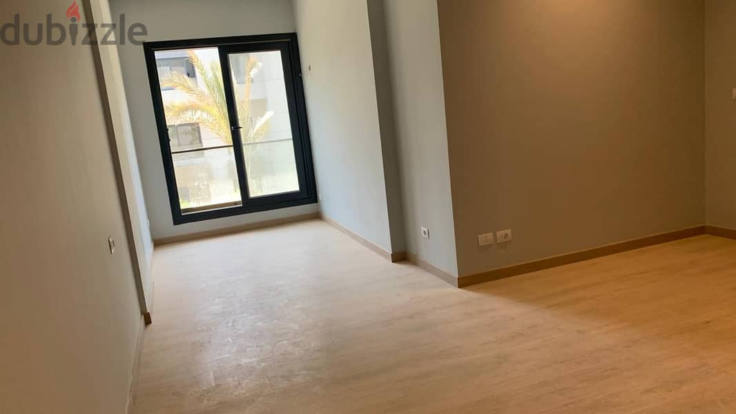 Smart Duplex  ready to move for sale in Trio, M square 215m² العاصمة الادارية fully finished with ACs with 70m² private garden less than company price 5