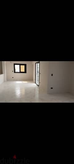 Empty apartment for rent 7th District sheikh Zayed