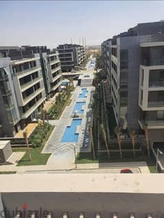 شقة للبيع بالقاهرة الجديدة - Golden Square مشروع لافيستا ORO