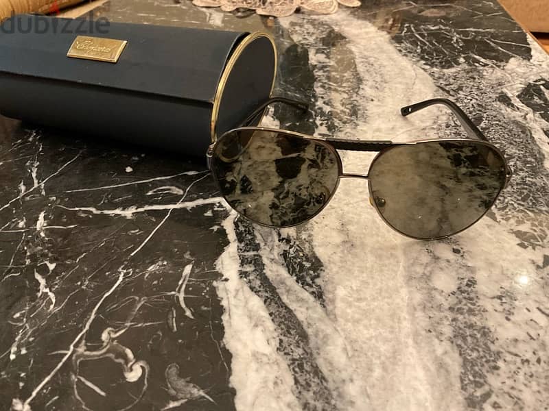 Chopard Cartier Tom Ford Hugo Boss Rayban Michael Kors Armani Fendi 10